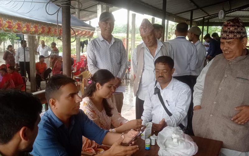 सजिलो साकोसको निःशुल्क स्वास्थ्य शिविरमा २५२ जनाले लिए सेवा